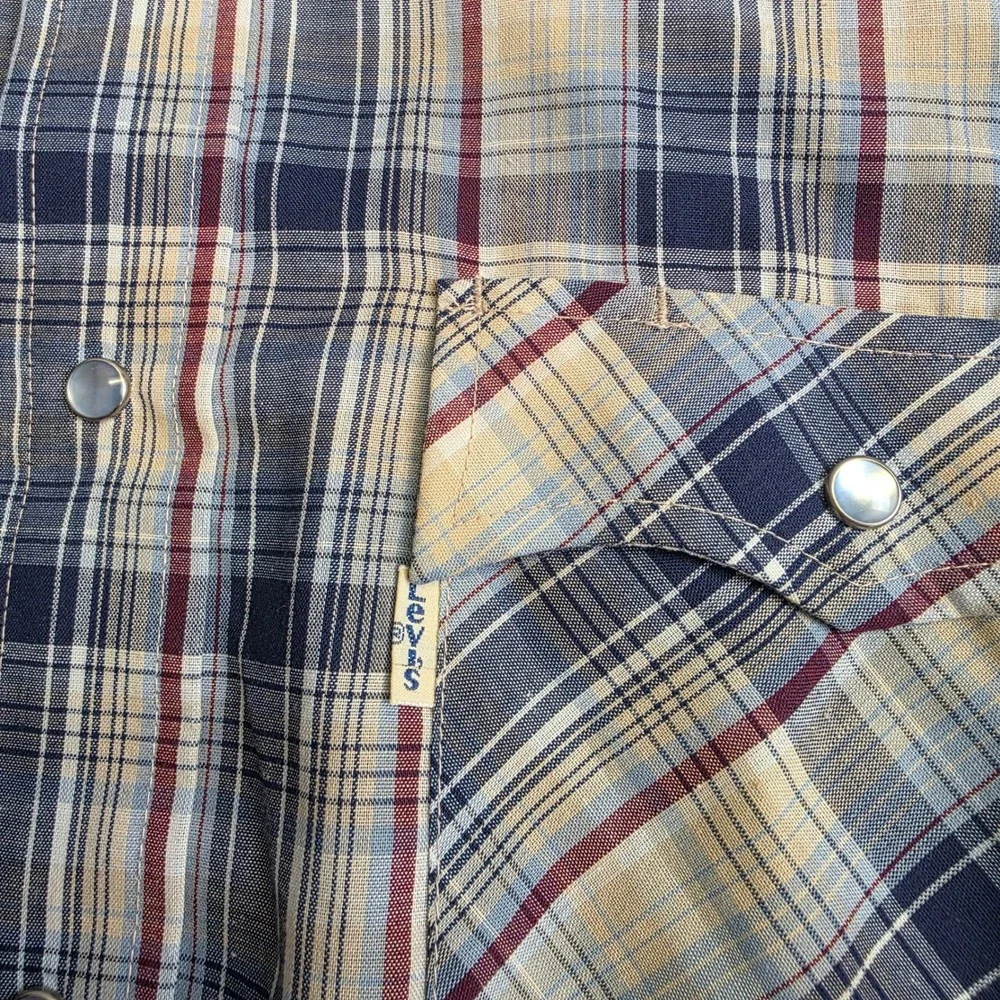 Vintage 1984 Levis Western Pearl Snap Shirt Mens Small Plaid Blue Tan Light Thin